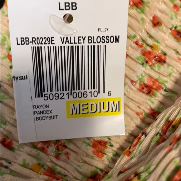 NWT LITTLE BLACK BODYSUIT Floral Shirred Top - Picture 8 of 8